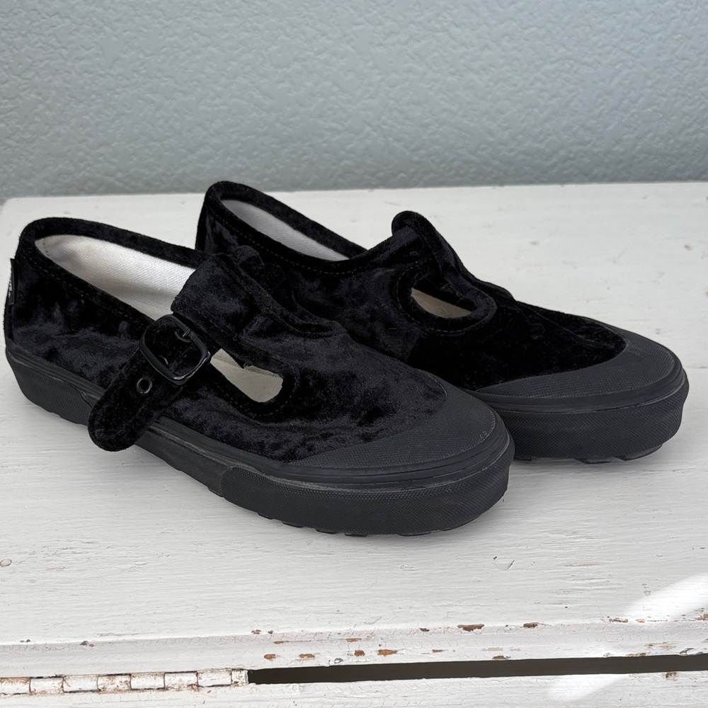Vans Velvet Mary Jane’s